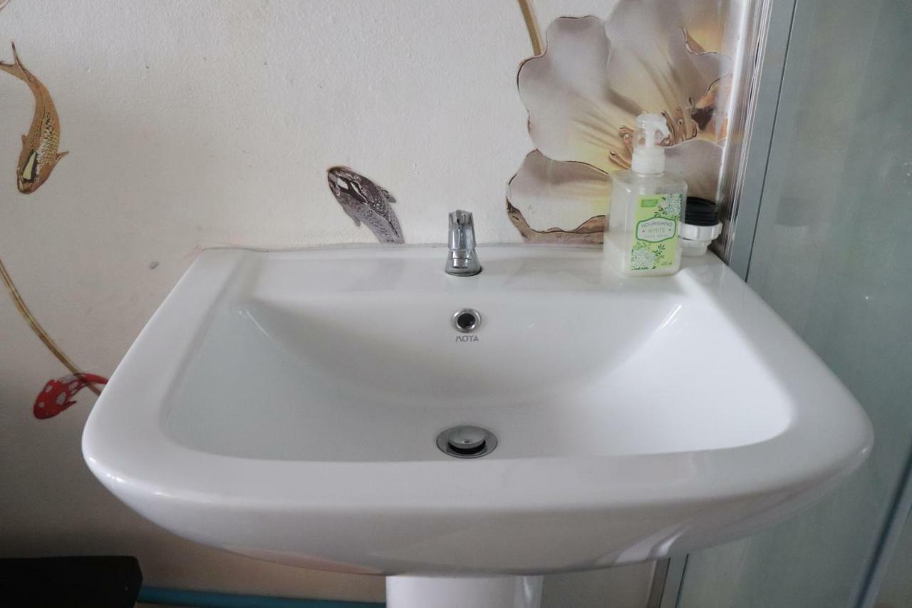 Interpartie Hotel (Adults Only) Bangkok Dış mekan fotoğraf